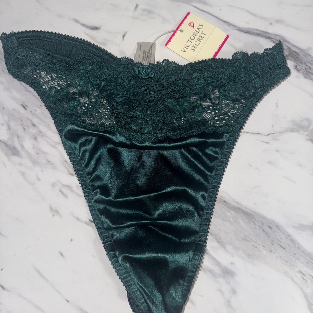 NWT Vintage Victoria's Secret Dark Green Lace Panty